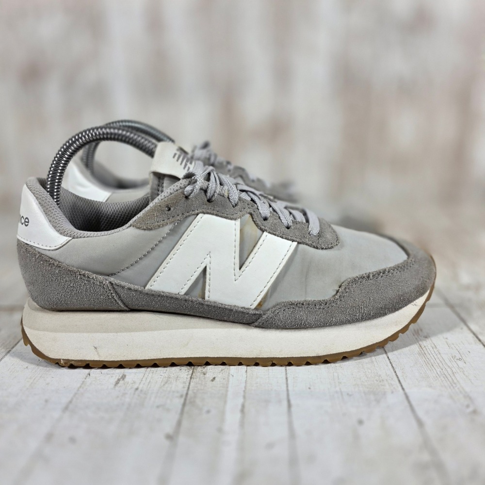 New Balance 237 Womens Grey White Suede Retro Sneakers WS237NM Size 8.5